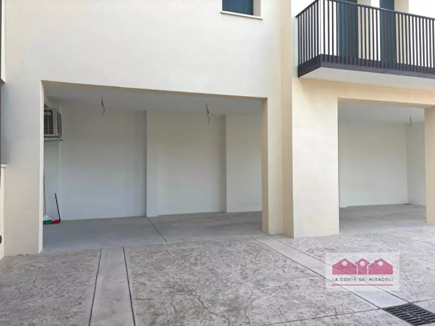 Immagine 4 di Appartamento in vendita  in Contrà Lodi a Vicenza