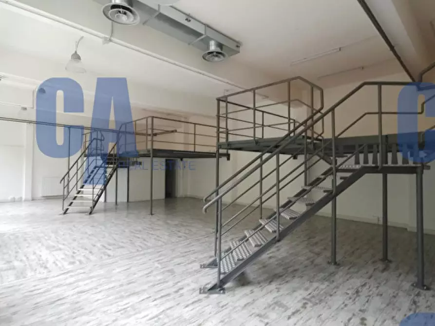 Immagine 1 di Attività commerciale in affitto  in VIA FORCELLA VINCENZO a Milano