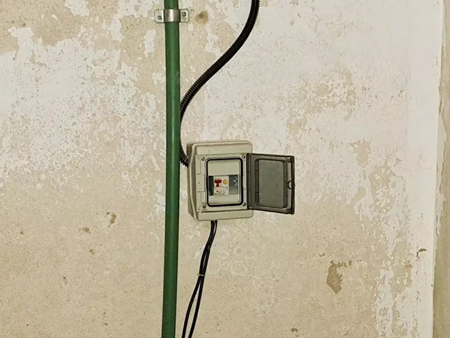 Immagine 5 di Magazzino in vendita  in Via Orfani, N. 73 a Trapani