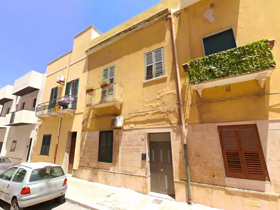 Immagine 2 di Appartamento in vendita  in Via del Legno, N. 8 a Trapani