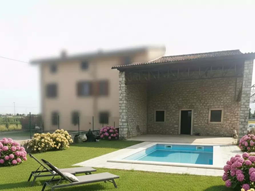 Immagine 2 di Rustico / casale in vendita  in Loc. Casa Cristo a Villafranca Di Verona