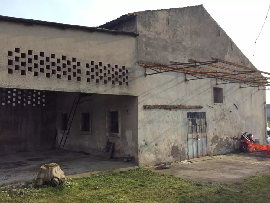 Immagine 22 di Rustico / casale in vendita  in Loc. Casa Cristo a Villafranca Di Verona
