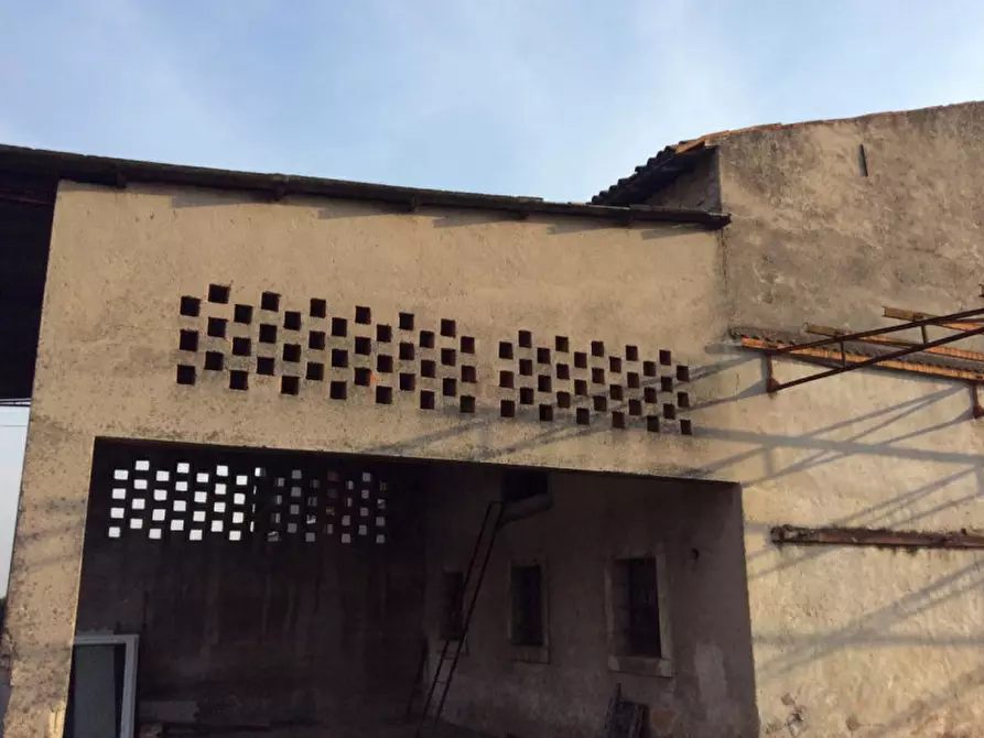 Immagine 23 di Rustico / casale in vendita  in Loc. Casa Cristo a Villafranca Di Verona