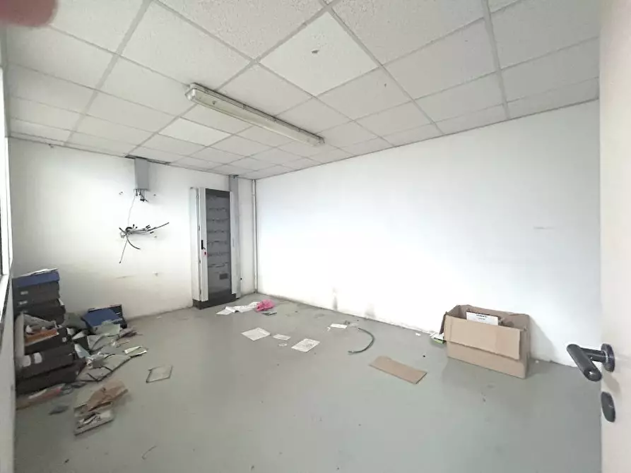 Immagine 13 di Capannone industriale in affitto  in via romagna a Cesena