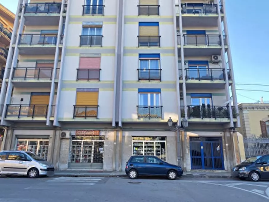 Immagine 31 di Appartamento in vendita  in Piazza Roma,13 a Milazzo