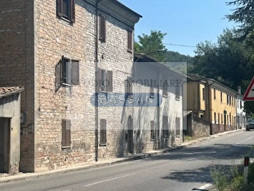 Immagine 2 di Villetta a schiera in vendita  in Via Bocca Trabaria sud 127 a Urbino
