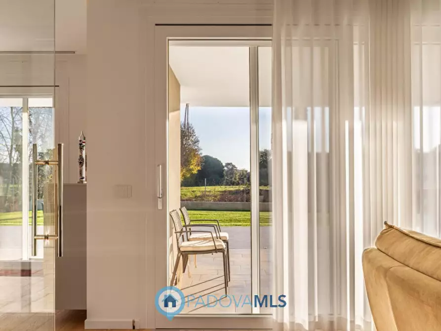 Immagine 5 di Villa in vendita  in Via Giotto, a Borgoricco