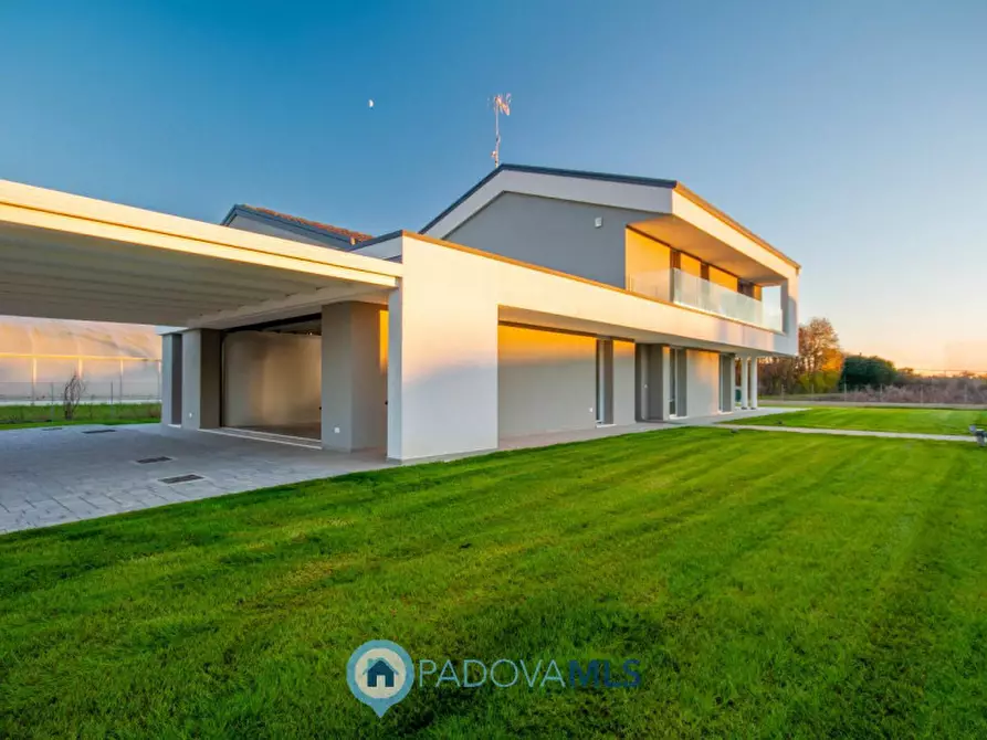 Immagine 15 di Villa in vendita  in Via Giotto, a Borgoricco