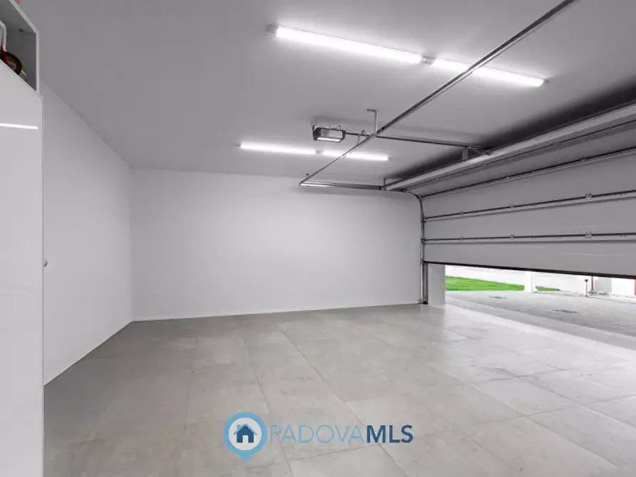 Immagine 24 di Villa in vendita  in Via Giotto, a Borgoricco