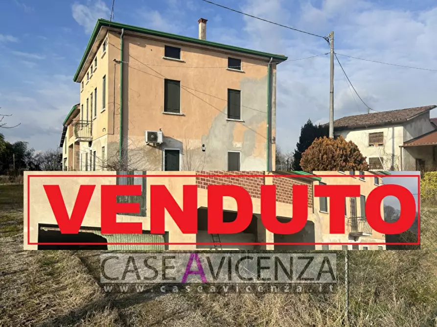 Immagine 3 di Rustico / casale in vendita  in via roma a Montegalda