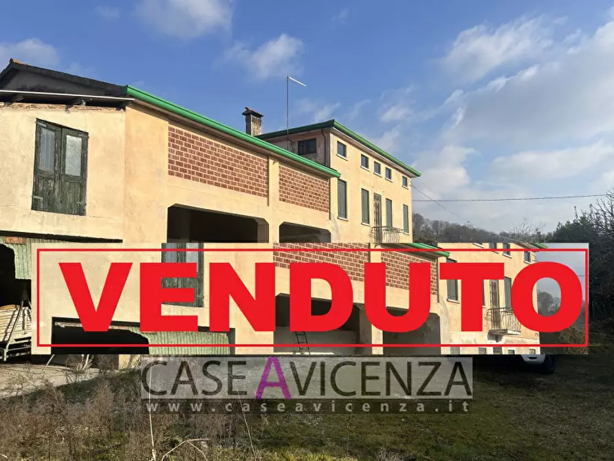 Immagine 5 di Rustico / casale in vendita  in via roma a Montegalda
