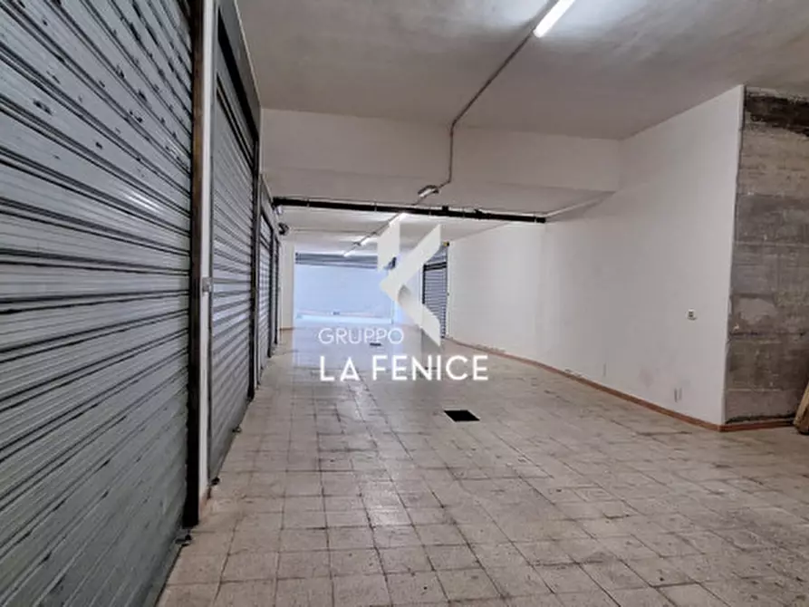 Immagine 30 di Appartamento in vendita  in Via Comasia Iacovazzo a Locorotondo