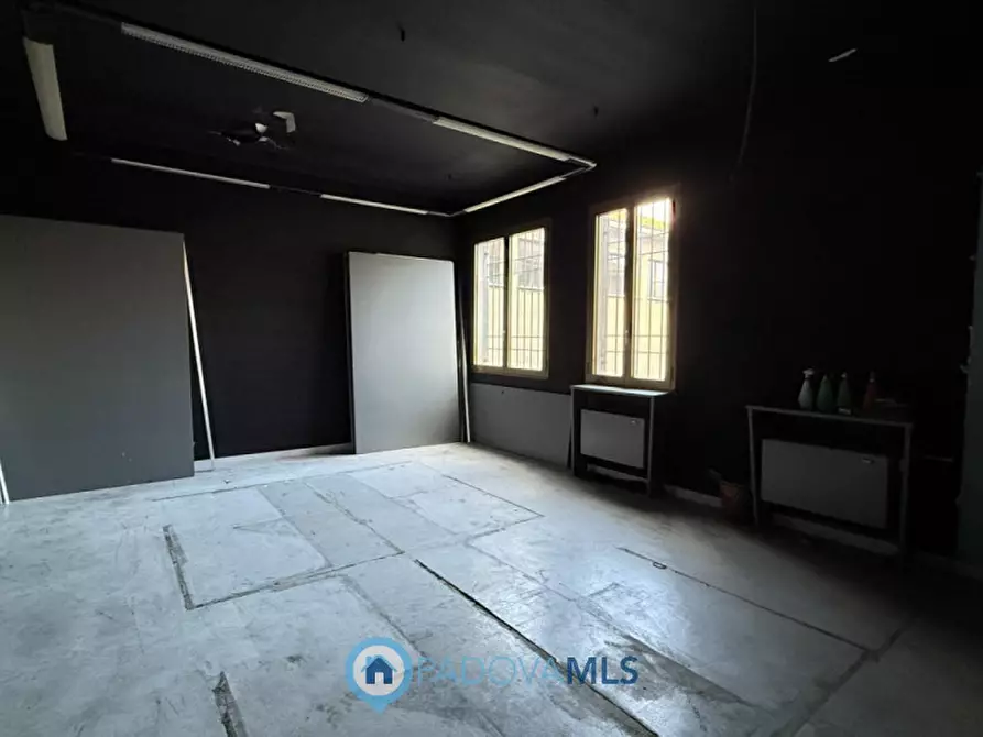 Immagine 9 di Ufficio in vendita  in Via Jacopo Avanzo a Padova