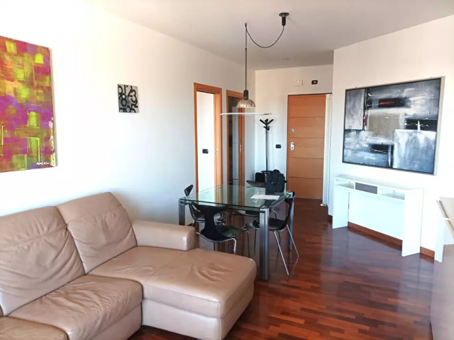 Immagine 4 di Appartamento in vendita  in P.ZZA D'ANGELOSANTE a Pescara