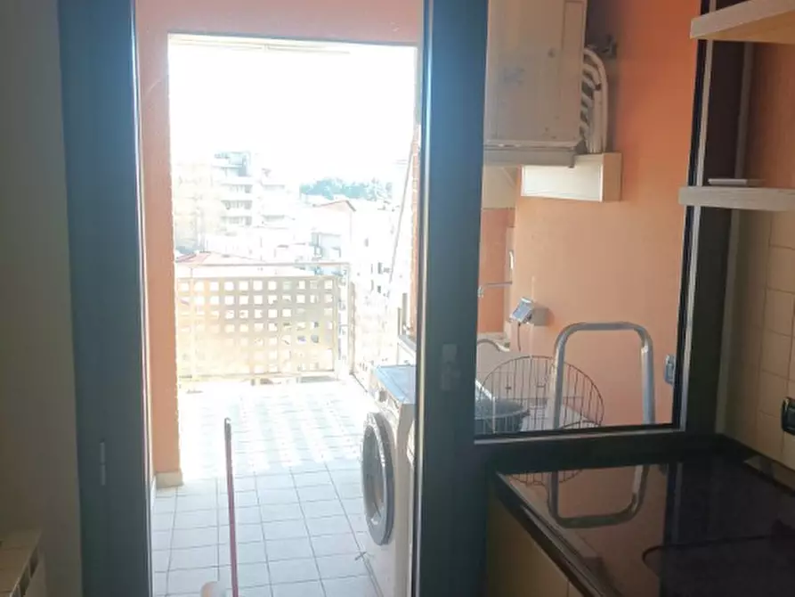 Immagine 5 di Appartamento in vendita  in P.ZZA D'ANGELOSANTE a Pescara
