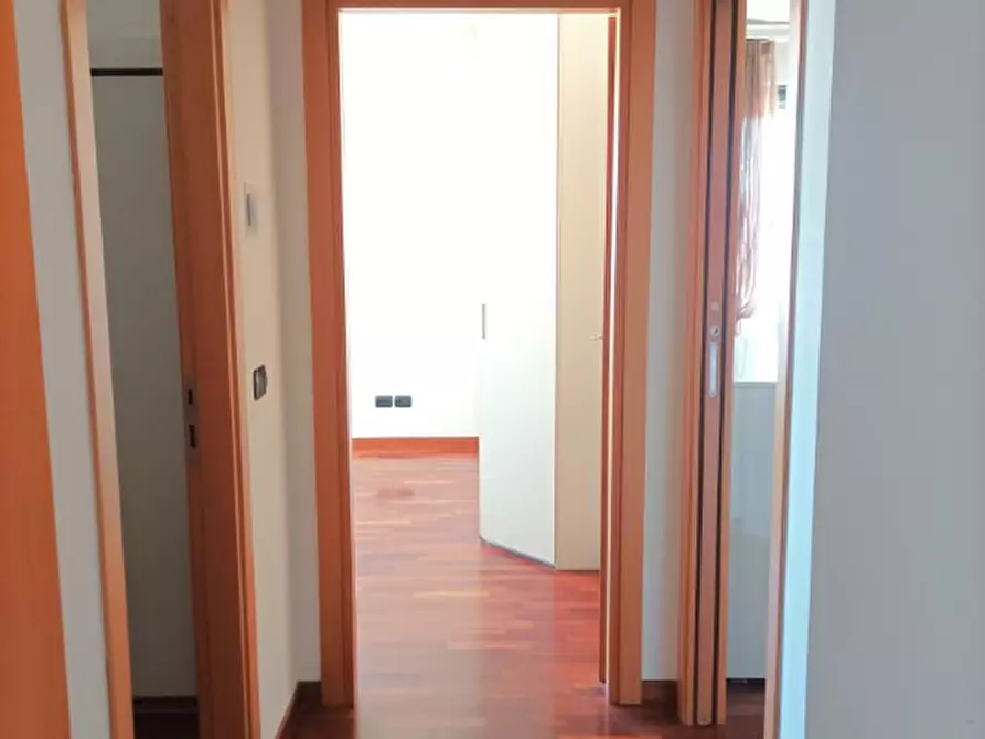 Immagine 16 di Appartamento in vendita  in P.ZZA D'ANGELOSANTE a Pescara