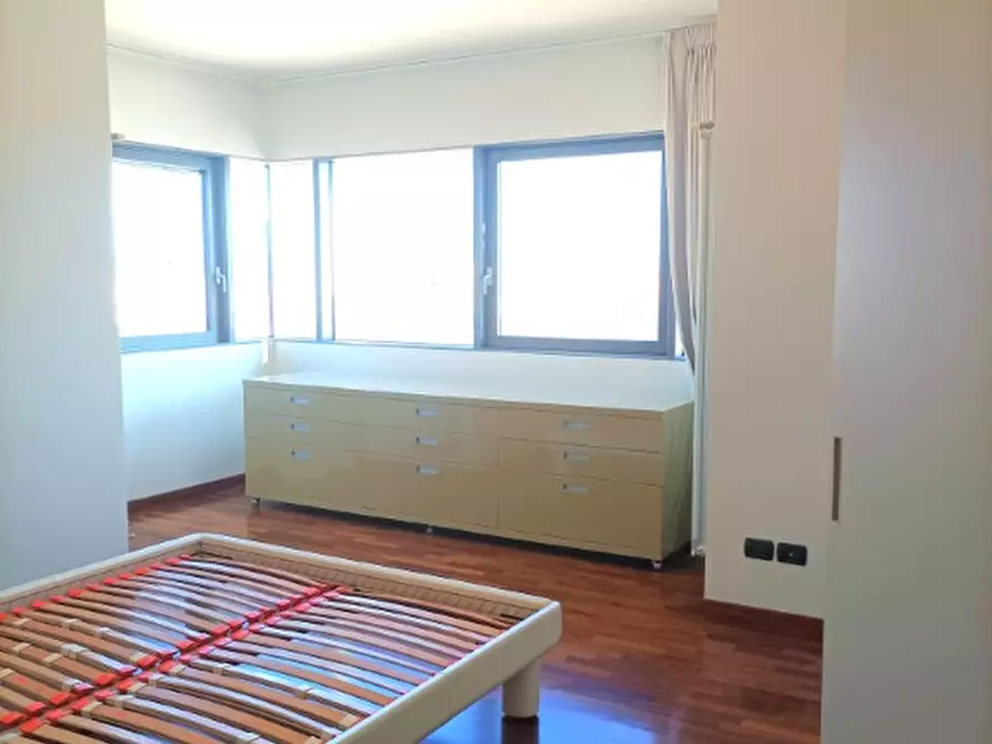 Immagine 17 di Appartamento in vendita  in P.ZZA D'ANGELOSANTE a Pescara