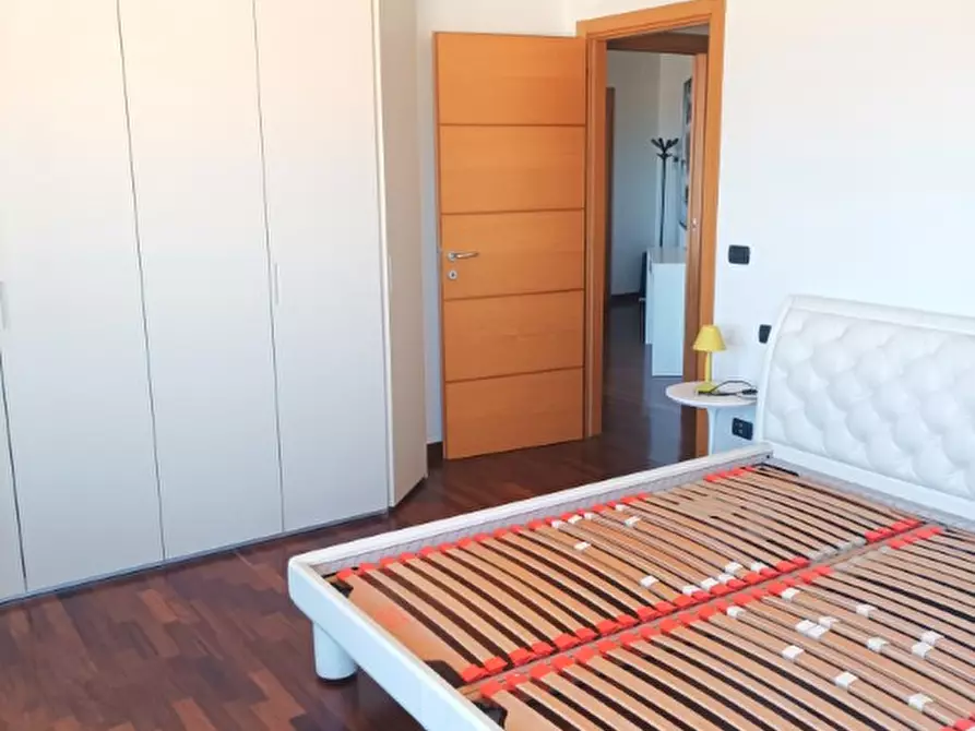 Immagine 17 di Appartamento in vendita  in P.ZZA D'ANGELOSANTE a Pescara