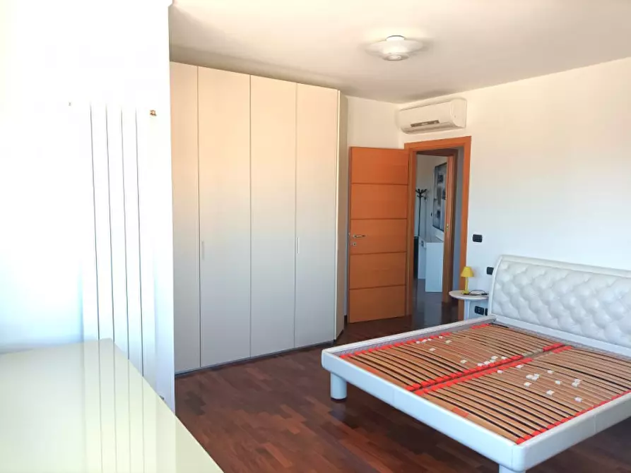 Immagine 20 di Appartamento in vendita  in P.ZZA D'ANGELOSANTE a Pescara