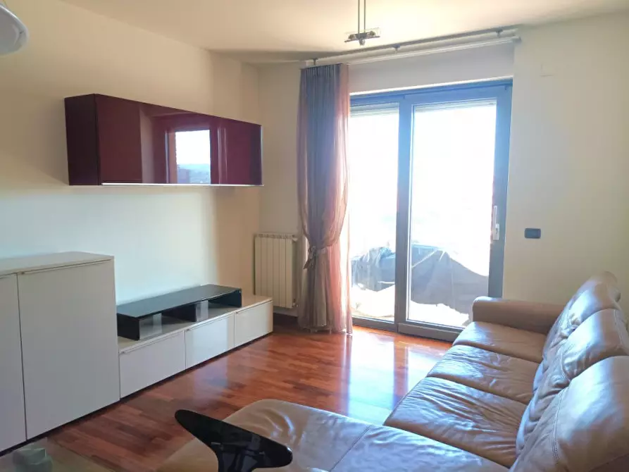 Immagine 30 di Appartamento in vendita  in P.ZZA D'ANGELOSANTE a Pescara