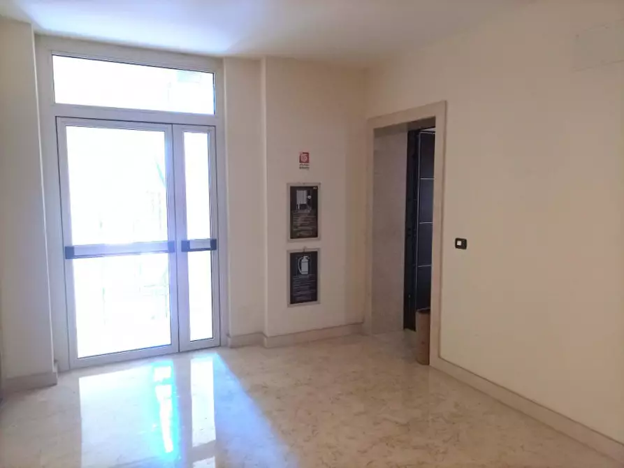 Immagine 40 di Appartamento in vendita  in P.ZZA D'ANGELOSANTE a Pescara