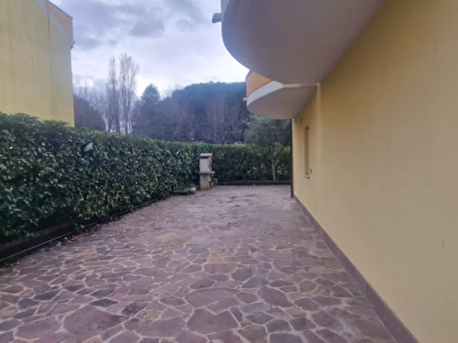 Immagine 4 di Appartamento in vendita  in VIA ADDA a Silvi