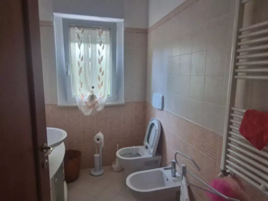 Immagine 9 di Appartamento in vendita  in VIA ADDA a Silvi