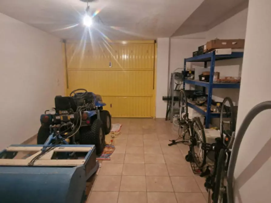 Immagine 15 di Appartamento in vendita  in VIA ADDA a Silvi