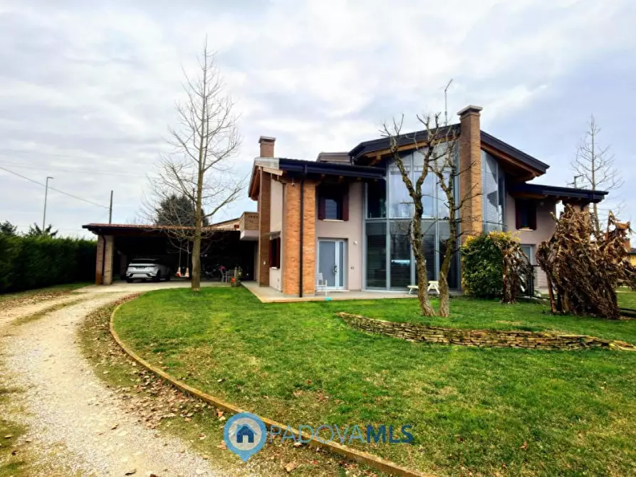 Immagine 2 di Casa bifamiliare in vendita  in Via Olmo a Bagnoli Di Sopra