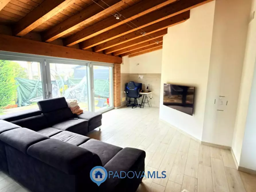 Immagine 5 di Casa bifamiliare in vendita  in Via Olmo a Bagnoli Di Sopra