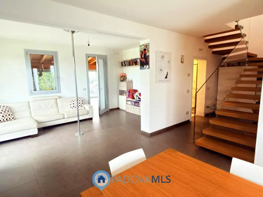 Immagine 10 di Casa bifamiliare in vendita  in Via Olmo a Bagnoli Di Sopra