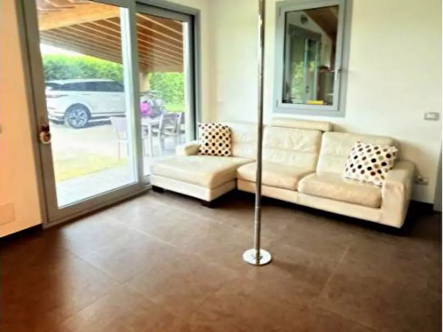 Immagine 23 di Casa bifamiliare in vendita  in Via Olmo a Bagnoli Di Sopra