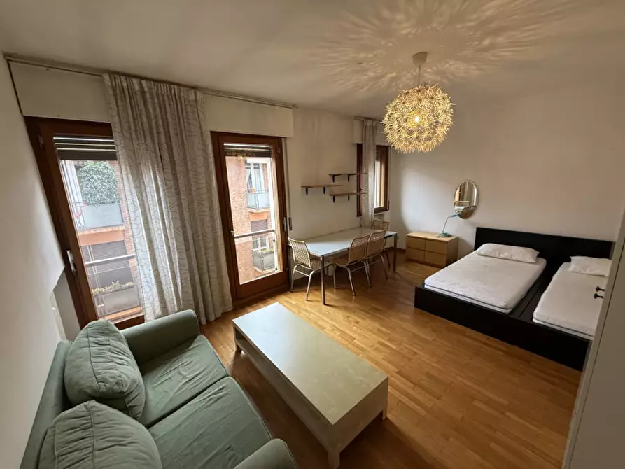 Immagine 5 di Appartamento in vendita  a Padova