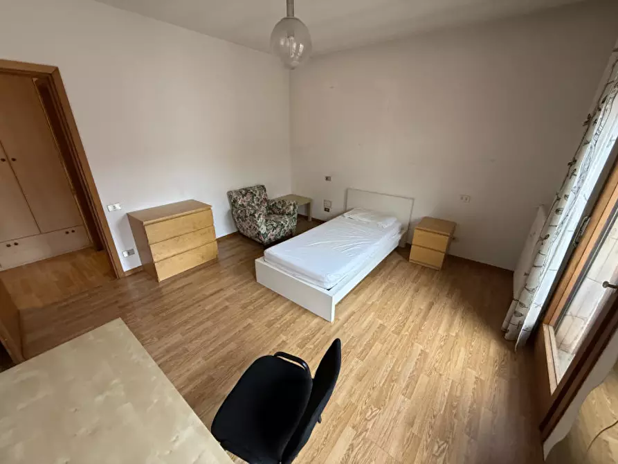 Immagine 10 di Appartamento in vendita  a Padova