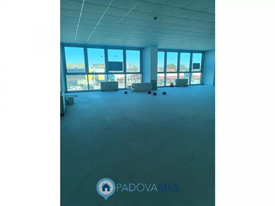 Immagine 2 di Ufficio in vendita  in via venezia 92 a Padova