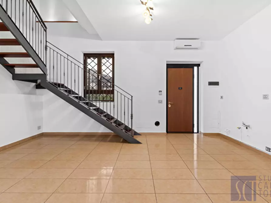 Immagine 6 di Villa in vendita  in Via Luciano Manara, 21 a San Giuliano Milanese