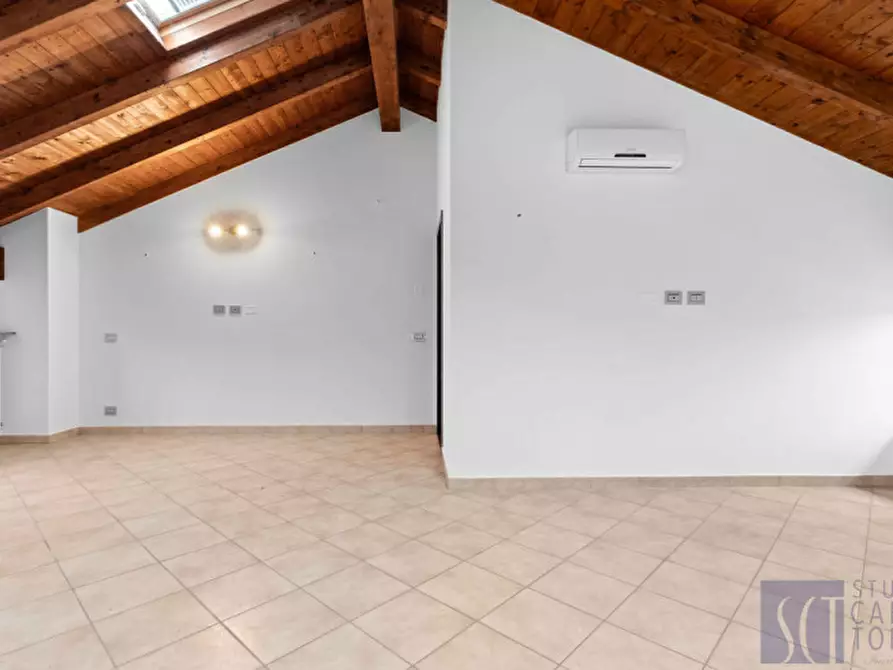 Immagine 26 di Villa in vendita  in Via Luciano Manara, 21 a San Giuliano Milanese