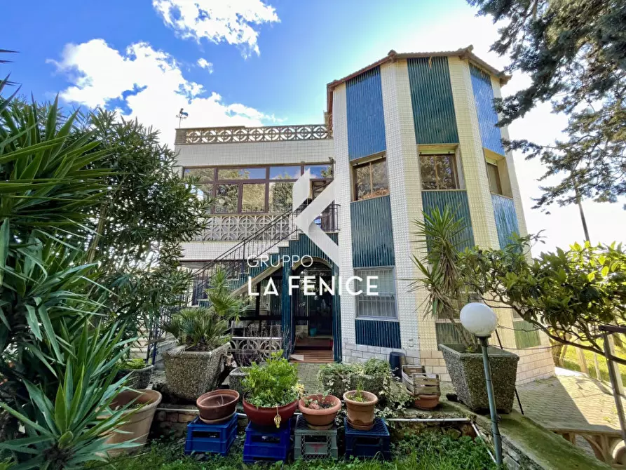 Immagine 4 di Casa bifamiliare in vendita  in contrada pantaleo a Locorotondo