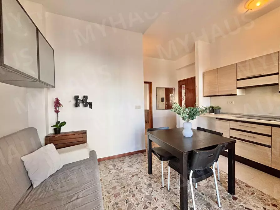 Immagine 5 di Appartamento in vendita  in Viale Filippo Brunelleschi 28 a Cesenatico