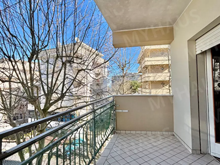 Immagine 23 di Appartamento in vendita  in Viale Filippo Brunelleschi 28 a Cesenatico
