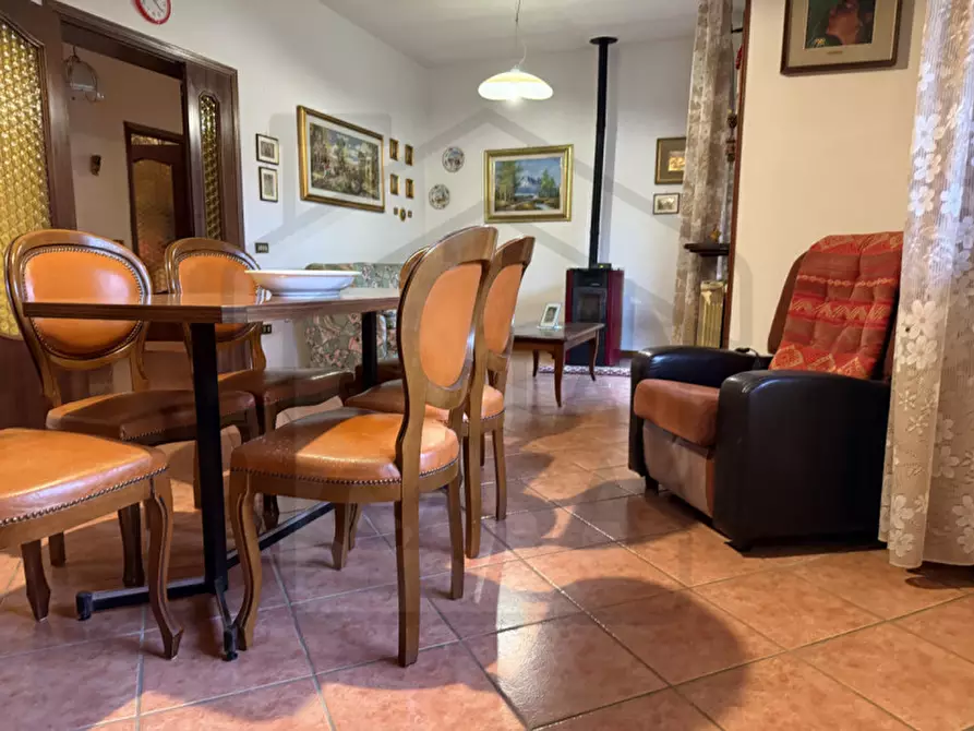 Immagine 4 di Casa bifamiliare in vendita  in Via Antonio Canova a Galzignano Terme