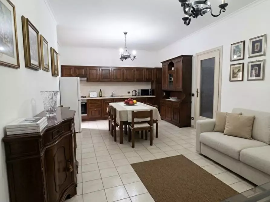 Immagine 2 di Appartamento in vendita  in Via Mario Fioretti a Roma