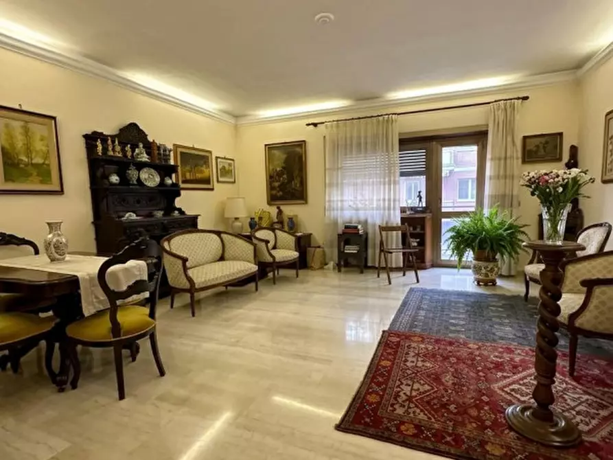 Immagine 4 di Appartamento in vendita  in Via Mario Fioretti a Roma