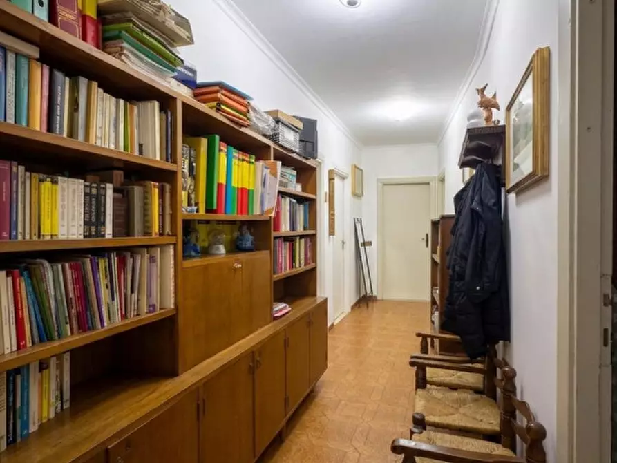 Immagine 8 di Appartamento in vendita  in Via Mario Fioretti a Roma