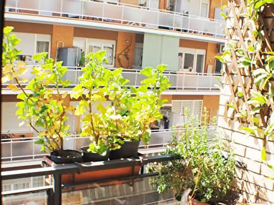 Immagine 14 di Appartamento in vendita  in Via Mario Fioretti a Roma