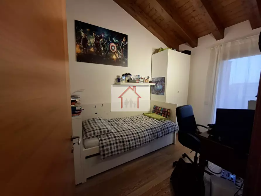 Immagine 4 di Casa bifamiliare in vendita  in Via Povegliano a Povegliano