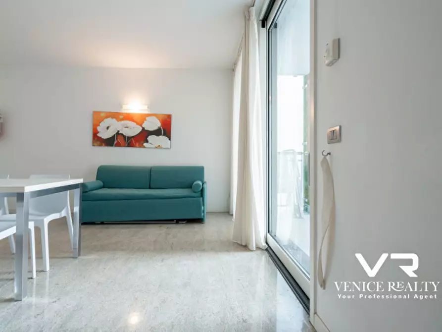 Immagine 6 di Appartamento in vendita  in via carmen frova a Jesolo