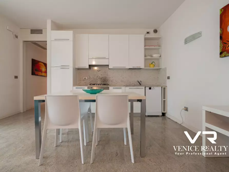 Immagine 9 di Appartamento in vendita  in via carmen frova a Jesolo