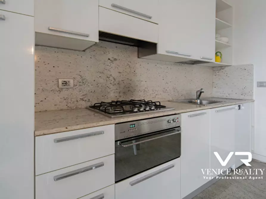 Immagine 12 di Appartamento in vendita  in via carmen frova a Jesolo