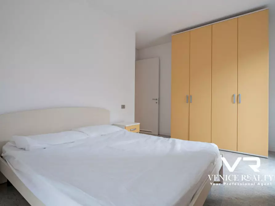 Immagine 21 di Appartamento in vendita  in via carmen frova a Jesolo